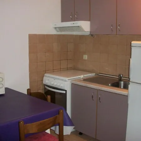 Midi Appartamento Petrcane